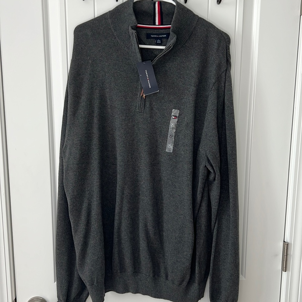 Tommy Hilfiger Quarter Zip Pullover XL New With Tags